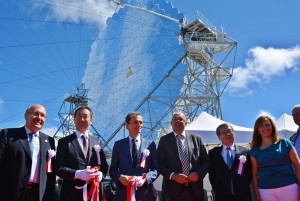 Großer Bahnhof: Zur Einweihung des LST-1 auf La Palma reiste Prominenz aus Politik und Wissenschaft an. Foto: Cabildo