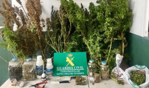 Beschlagnahmt: 2,6 Kilo Marihuana in verschiedenen Formen. Foto: Guardia Civil