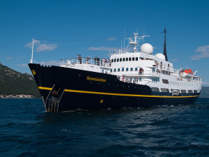 Serenissima: Der Kreuzfahrer musste in Santa Cruz ausharren.