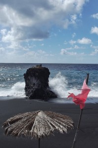 Rote Flaggen: Viele nehmen sie nicht ernst, und das geht öfter Mal ins Auge. Foto: La Palma 24