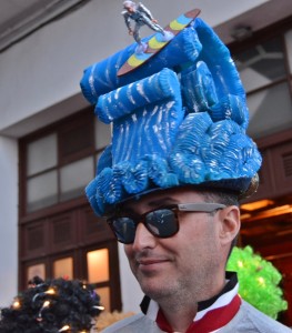 karneval-2019-santa-cruz-perruecke1