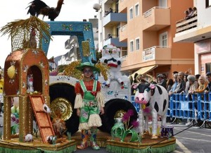 Karneval 2020: Kostümierter Schulumzug